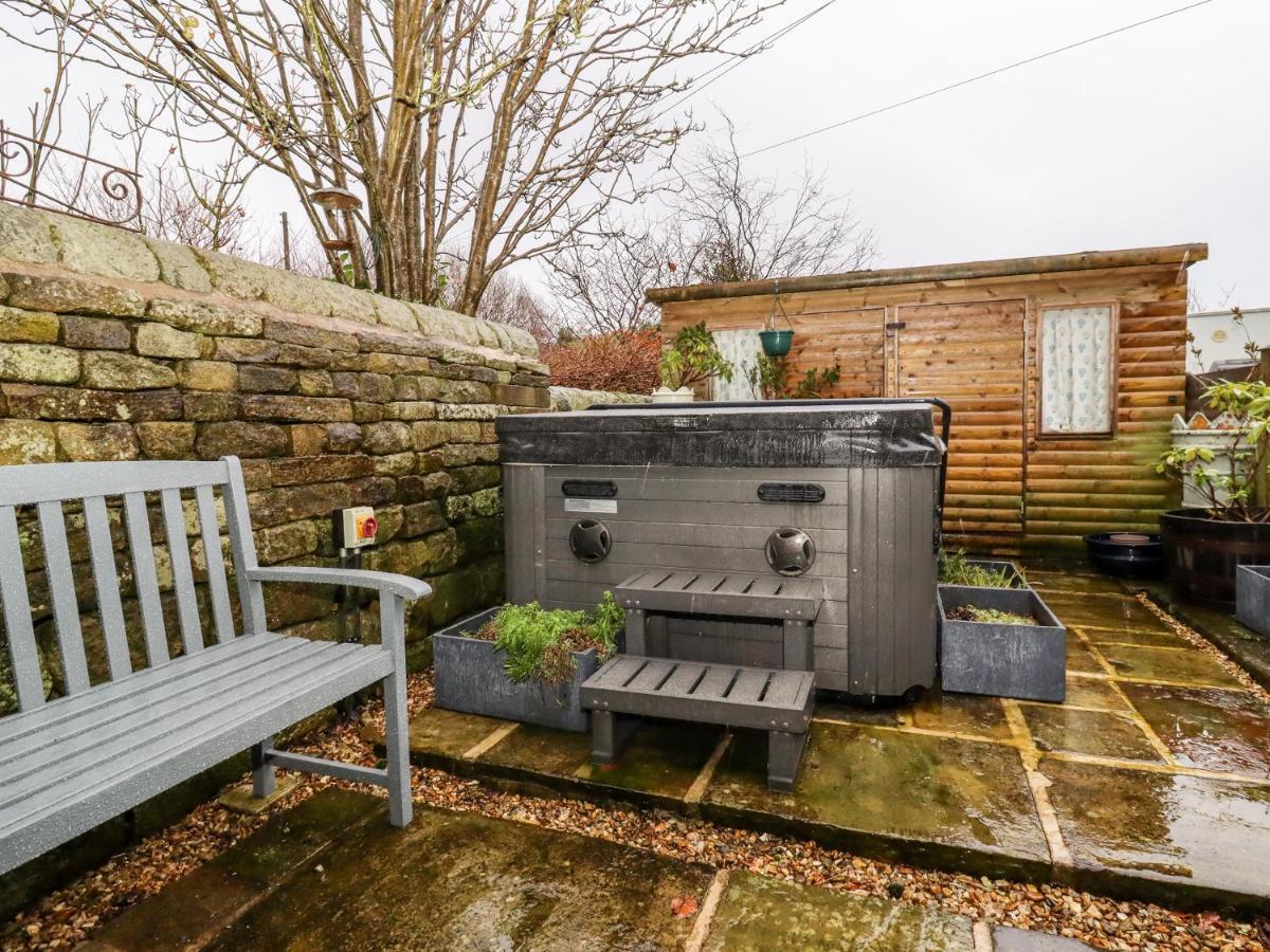 2A Chiserley Stile Hebden Bridge Eksteriør bilde